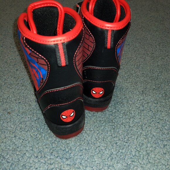 Spider-Man winter boots - Picture 3 of 3